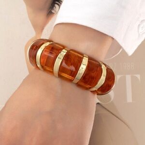 Amber Tortoise Stretch  Bracelet